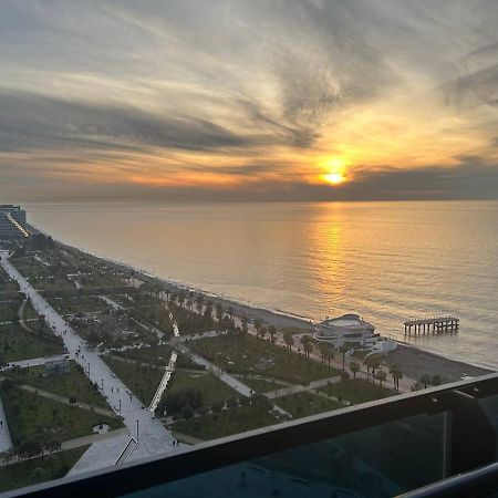 Студия С Потрясающим Видом На Море В Orbi Beach Tower Batumi Exteriör bild